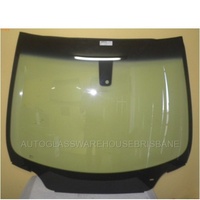PEUGEOT 307 12/2001 to 1/2003 - HATCH/WAGON - FRONT WINDSCREEN GLASS - RAIN SENSOR(ROUND),SQUARE MIRROR,MOULDING - GREEN