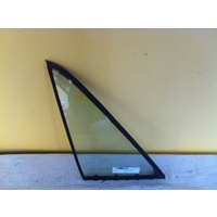 suitable for TOYOTA CRESSIDA MX83/MX85 - 10/1989 TO 1/1993 - 4DR SEDAN - PASSENGERS - LEFT SIDE REAR QUARTER GLASS - GREEN