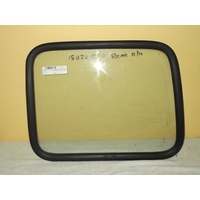 ISUZU  F series 86>2/94  R REAR GLASS (545w x 420h)