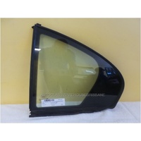 FORD FALCON FG - 01/2012 to 10/2016 - 4DR SEDAN - PASSENGERS - LEFT SIDE REAR QUARTER GLASS - ENCAPSULATED - SCRATCHED