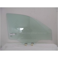 NISSAN NAVARA D23 - NP300 - 3/2015 to CURRENT - 2DR/DUAL SINGLE CAB - DRIVER - RIGHT SIDE FRONT DOOR GLASS - WITH FITTINGS - GREEN 