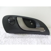 HONDA INTEGRA DC5 - 8/2001 to 12/2006 - 2DR COUPE - DRIVER - RIGHT SIDE INNER DOOR HANDLE - WITH LOCK SWITCH