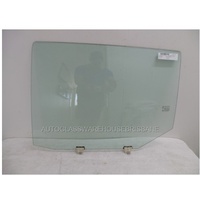 MITSUBISHI TRITON MQ - 4/2015 to CURRENT - 4DR DUAL CAB UTE - PASSENGERS - LEFT SIDE REAR DOOR GLASS (WITH FITTING) - GREEN 