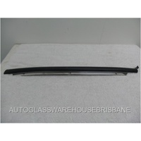 suitable for TOYOTA CAMRY SXV20 - 9/1997 to 1/2002 - 4DR SEDAN - DRIVER - RIGHT SIDE WINDSCREEN MOULD - 75533-33041