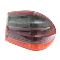 MERCEDES E CLASS W210 - 1/1996 to 8/2002 - 4DR SEDAN - RIGHT SIDE TAIL-LIGHT