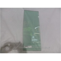 VOLVO 740/760/940/960/S90 - 1/1982 to 1/1997 - 4DR SEDAN/5DR WAGON - PASSENGERS - LEFT SIDE REAR QUARTER GLASS - GREEN - LIMITED STOCKS