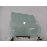 MERCEDES 115 - 4DR SEDAN 1/1968>11/1976 - DRIVER - RIGHT SIDE FRONT DOOR GLASS - NOT 1/4 TYPE
