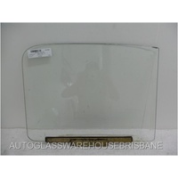 VOLKSWAGEN BEETLE - 2DR SEDAN 3/1968>1977 - DRIVER - RIGHT SIDE FRONT DOOR GLASS