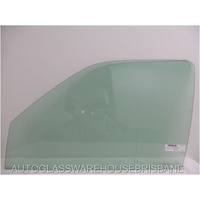 VOLKSWAGEN GOLF MK3 - 3/1994 TO 1/1999 - 5DR HATCH - PASSENGERS - LEFT SIDE FRONT DOOR GLASS - GREEN