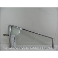 MERCEDES 111 SERIES 220SE - 5/1958 TO 1/1968 - 4DR SEDAN - PASENGER - LEFT SIDE FRONT QUARTER GLASS