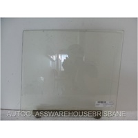 MERCEDES 110/111 SERIES - 4DR SEDAN 5/1959>1/1968 - PASSENGER - LEFT SIDE FRONT DOOR GLASS