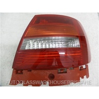 AUDI S4 B5 - 7/1995 to 5/2001 - 4DR SEDAN - DRIVER - RIGHT SIDE TAIL LIGHT - PMMA - 02091210