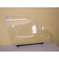 DAIHATSU CHARADE G100 - 6/1987 TO 6/1993 - 5DR HATCH/4DR SEDAN - DRIVERS - RIGHT SIDE FRONT DOOR GLASS