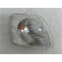 VOLKSWAGEN PASSAT 3BZ - 12/1998 to 4/2001 - 4DR SEDAN - RIGHT SIDE CORNER LIGHT