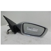 HYUNDAI i45 YH - 5/2010 to CURRENT - 4DR SEDAN - RIGHT SIDE MIRROR - WITH LED BLINKER (E13 027441)