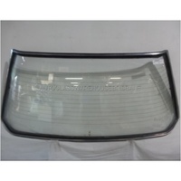 NISSAN BLUEBIRD 910 - 5/1981 to 1986 - 4DR SEDAN - REAR WINDSCREEN GLASS - WITH SOFT RUBBER