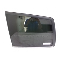 TOYOTA KLUGER GSU40R - 8/2007 to 12/2014 - 5DR WAGON - PASSENGERS - LEFT SIDE REAR CARGO GLASS - WITH ANTENNA - CHROME BOTTOM - PRIVACY GREY