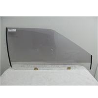 NISSAN GAZELLE - 1984 TO 1988 - 2DR HATCH - RIGHT SIDE FRONT DOOR GLASS - 1000w x 515h