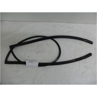 TOYOTA RAV4 - 40 SERIES - 2/2013 to 5/2019 - 5DR WAGON - FRONT WINDSCREEN TOP & SIDES - MOULDING REQUIRED  