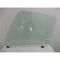 MITSUBISHI FUSO FIGHTER FM70 - 2008 TO CURRENT - TRUCK - LEFT SIDE FRONT DOOR GLASS (NO HOLES-HAS LUGGS) - DOOR HAS LOWER SITE GLASS 