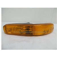 JEEP CHEROKEE KJ - 9/2001 to 03/2006 - 4DR WAGON - RIGHT SIDE BUMPER LIGHT - 55155910 A