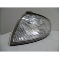 HYUNDAI EXCEL X3 - 1998 to 2000 - HATCH - PASSENGERS - LEFT SIDE CORNER LIGHT - 92301-223
