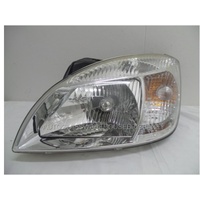 KIA RIO JB - 2008 to 2011 - 5DR HATCH - PASSENGERS - LEFT SIDE HEADLIGHT - 92101-1G0L (5 PIN)