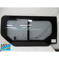 RENAULT TRAFFIC X83 - 4/2004 to 1/2015 - LWB/SWB VAN - LEFT SIDE FRONT BONDED SLIDING WINDOW GLASS - 1190w x 660 - (FRONT PIECE SLIDES BACK) 