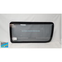 suitable for TOYOTA HIACE - 10/1995 to 11/2003 - SBW VAN - DRIVERS - RIGHT SIDE FRONT FIXED BONDED WINDOW GLASS - GLUE IN - GREY