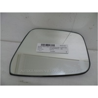 NISSAN PATHFINDER R51 - 7/2005 to 10/2013 - 4DR WAGON - DRIVERS - RIGHT SIDE MIRROR WITH BACKING PLATE - 2128.34.344 - FLAT GLASS 200 X 155H