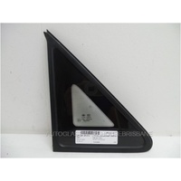LDV V80 - 4/2013 TO CURRENT - VAN - DRIVERS - RIGHT SIDE FRONT QUARTER GLASS - ENCAPSULATED - GREEN