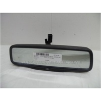 HYUNDAI SANTA FE CM - KIA SORENTO - 5DR WAGON - CENTER INTERIOR REAR VIEW MIRROR - E11 026137 - GENTEX - SUIT RAIN SENSOR SCREEN