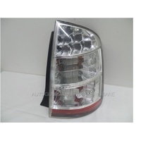 TOYOTA PRIUS NHW20R 8/2003 to 7/2009 - 5DR HATCH - RGHT SIDE TAIL LIGHT - CLEAR - STANLEY 47-13R