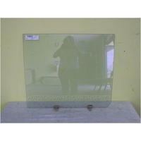 NISSAN PATROL MQ/GQ - 02/1988 TO 11/1997 - 4DR WAGON - PASSENGERS - LEFT SIDE REAR DOOR GLASS - GREEN