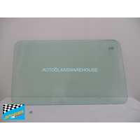 FORD CARGO - 1/1981 - 12/1993 - TRUCK - REAR WINDSCREEN GLASS - NOT HEATED - GREEN - 778MM X 450MM 