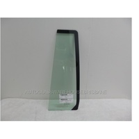 LAND ROVER DISCOVERY 3 AND 4- 3/2005 to 12/2016 - 4DR WAGON - PASSENGERS - LEFT SIDE REAR QUARTER GLASS - NO MOULD (MOULDED PART ON WINDOW)