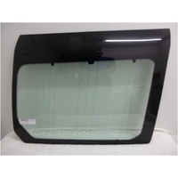 LAND ROVER DISCOVERY 3 AND 4 - 3/2005 to 12/2016 - 4DR WAGON - DRIVERS - RIGHT SIDE REAR CARGO GLASS - GREEN - (WITH AERIAL)