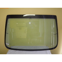 MERCEDES  E CLASS 124 SERIES - 1/1988 to 1/1996 - 2DR COUPE - REAR WINDSCREEN GLASS - HEATED - LAMINATED - GREEN