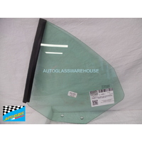 MITSUBISHI COLT RZ - 1/2006 TO 9/2011 - 2DR CONVERTIBLE - PASSENGERS - LEFT SIDE REAR CARGO GLASS WITH MOULDING - SEKUTIR - GREEN