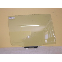 MITSUBISHI LANCER CH - 9/2004 to 8/2007 - 5DR WAGON - DRIVERS - RIGHT SIDE REAR DOOR GLASS