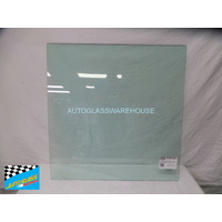 MITSUBISHI ROSA UE6/BE6 - 8/2000 to CURRENT - BUS - LEFT/RIGHT FIXED WINDOW GLASS IN SLIDING FRAME FRONT/REAR PIECE - GREEN -750X 770- NO HOLES 