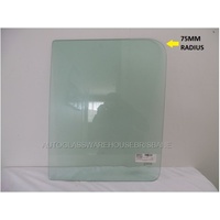 NISSAN UD PK265/500 SERIES - 10/1995 to 7/2011 - NARROW CAB - TRUCK - LEFT SIDE FRONT DOOR GLASS (1/4 IN FRONT) - 620H x 495W - RADIUS 75mm