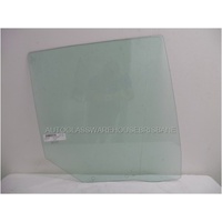 SSANGYONG KYRON D100 - 1/2004 to 8/2012 - 4DR WAGON - RIGHT SIDE REAR DOOR GLASS - GREEN
