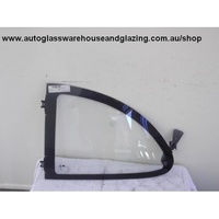 DAEWOO LANOS SE - 8/1997 to 1/2004 - 3DR HATCH - PASSENGERS - LEFT SIDE REAR FLIPPER GLASS (WITH FITTING, 1 HOLE)