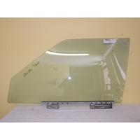 VOLVO 740/760/940/960/S90 - 1/1982 to 1/1997 - 4DR SEDAN/5DR WAGON - PASSENGERS - LEFT SIDE FRONT DOOR GLASS - GREEN