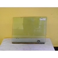 LAND ROVER RANGE ROVER GEN 1 - 01/1970 TO 12/1994 - 2DR WAGON - RIGHT SIDE FRONT PIECE SLIDING GLASS