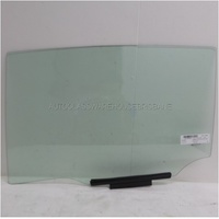 SUBARU IMPREZA & XV -12/2011 to 5/2017 - 5DR HATCH/WAGON - LEFT SIDE REAR DOOR GLASS - GREEN