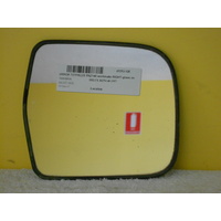 suitable for TOYOTA HILUX RZN140 WORKMATE - 10/1997 to 3/2005 - UTE - DRIVERS - RIGHT SIDE MIRROR - WITH BACKING PLATE