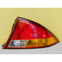 FORD FALCON AU SERIES 1 - 9/1998 TO 3/2000 - 4DR SEDAN - DRIVERS - RIGHT SIDE TAIL LIGHT
