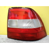 HOLDEN VECTRA JR/JS - 5DR HATCH 7/97>12/02 - DRIVERS - RIGHT SIDE - TAIL LIGHT